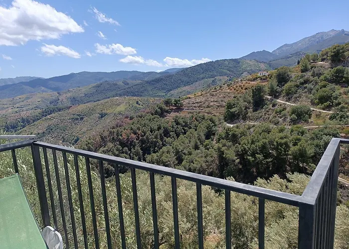 Casa Rural La Revuelta Con Las Mejores Vistas A La Naturaleza