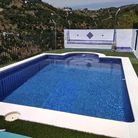 Casa Rural La Revuelta Con Las Mejores Vistas A La Naturaleza Yunquera Exterior photo